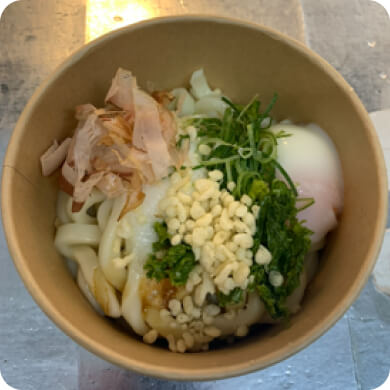 文ちゃんのキッチンカー「うどん」